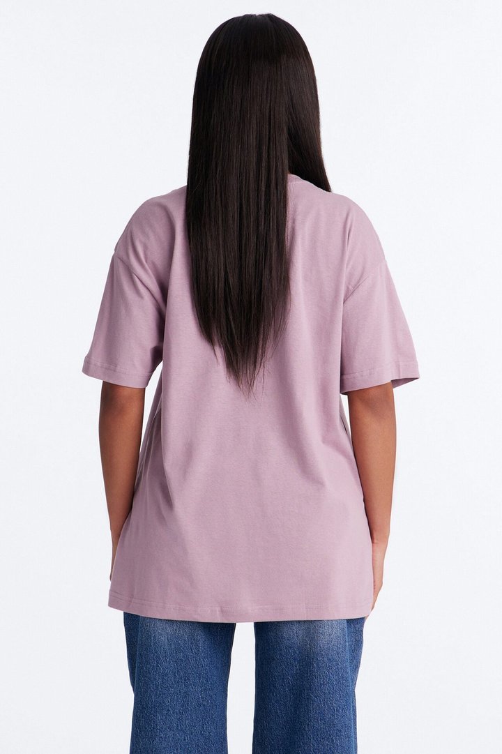 The Oversized Boyfriend Tee - Lilac