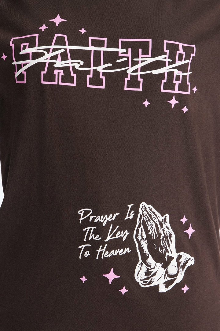 Faith Praying Hands Tee - Brown