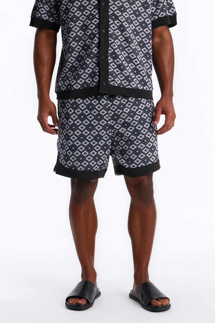Relaxed Geometric Jewel Jacquard Short - Grey