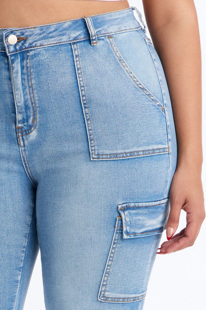 Guilty Pleasure Cargo Skinny Jeans - Light Wash