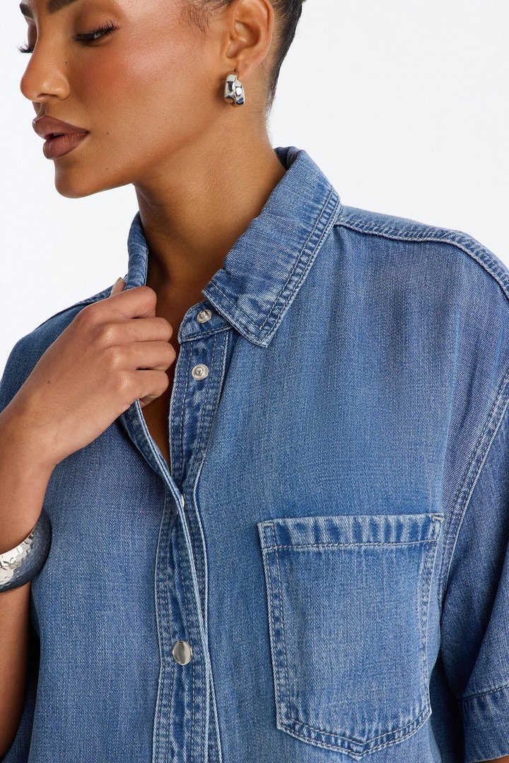Elevated Casual Oversized Denim Shirt - Medium Wash