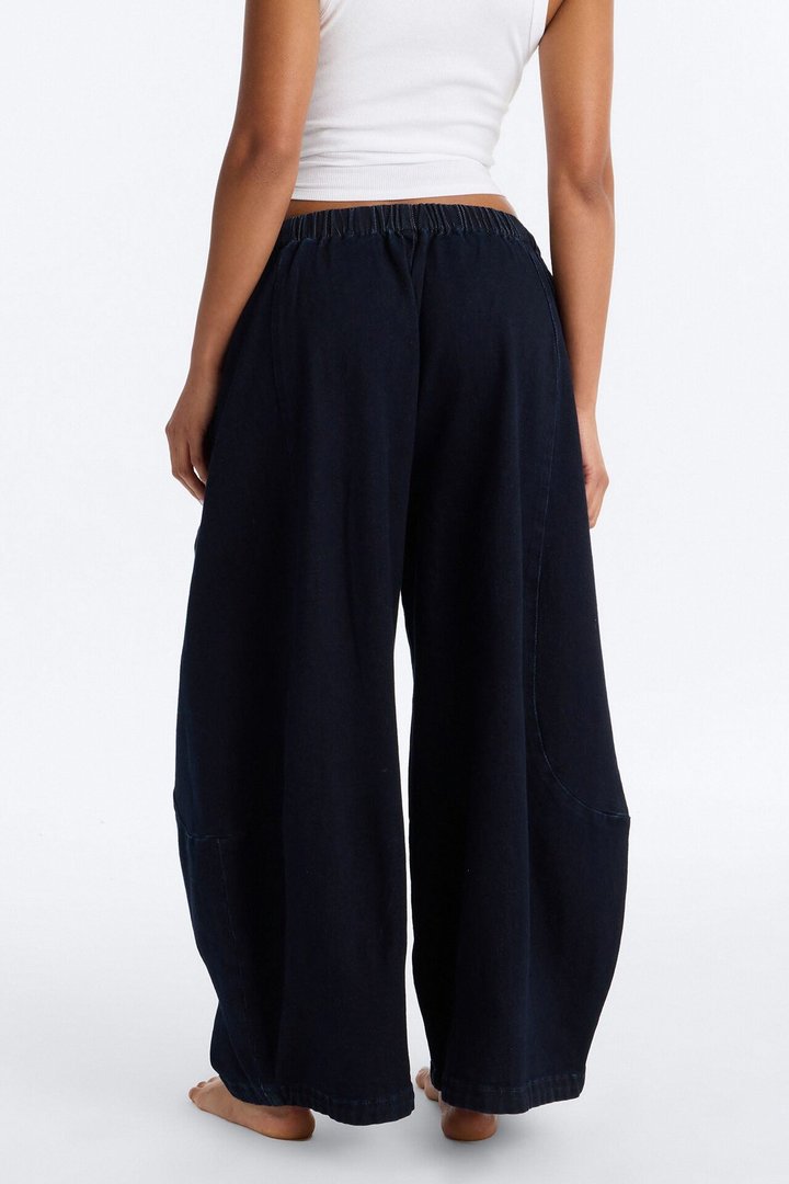 Island Time Pull On Relaxed Jeans - Dark Wash