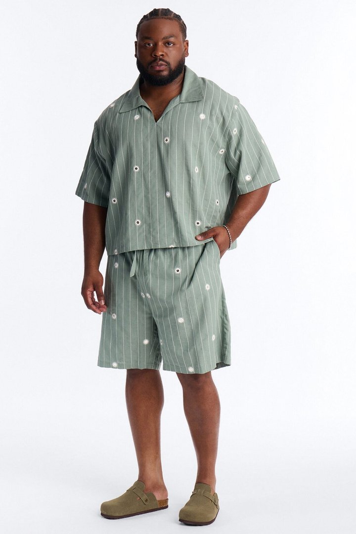 Relaxed Mirror Mirage Short - Olive