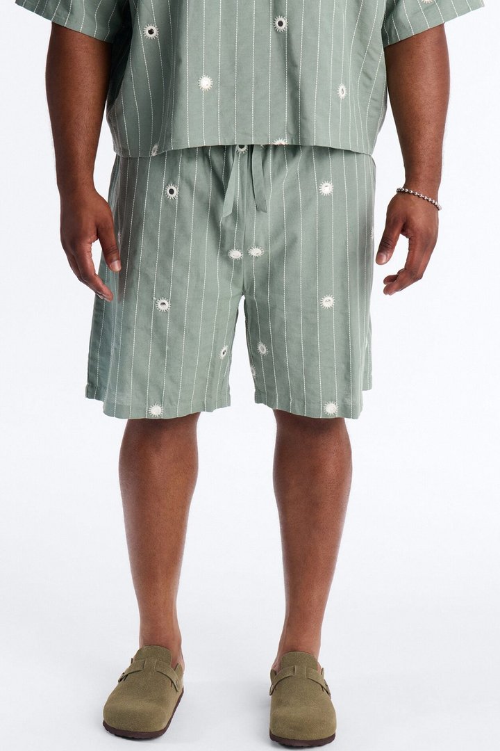 Relaxed Mirror Mirage Short - Olive