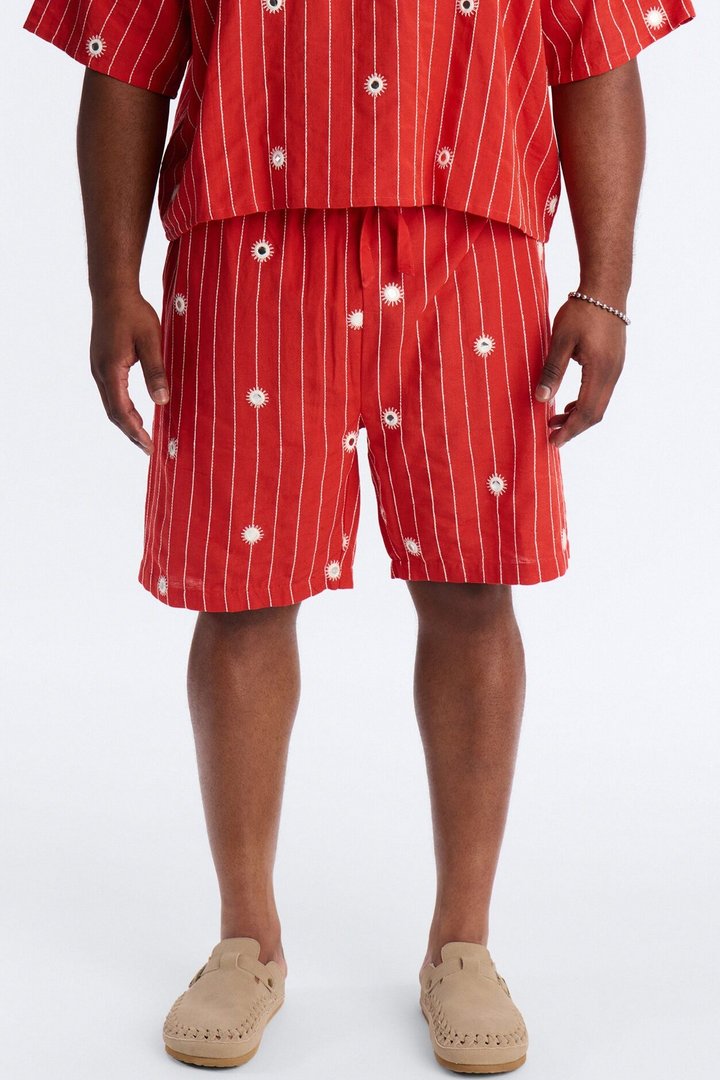 Relaxed Mirror Mirage Short - Red