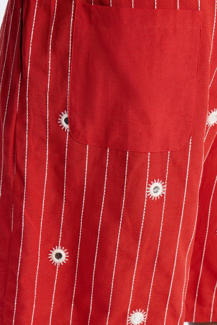 Relaxed Mirror Mirage Short - Red