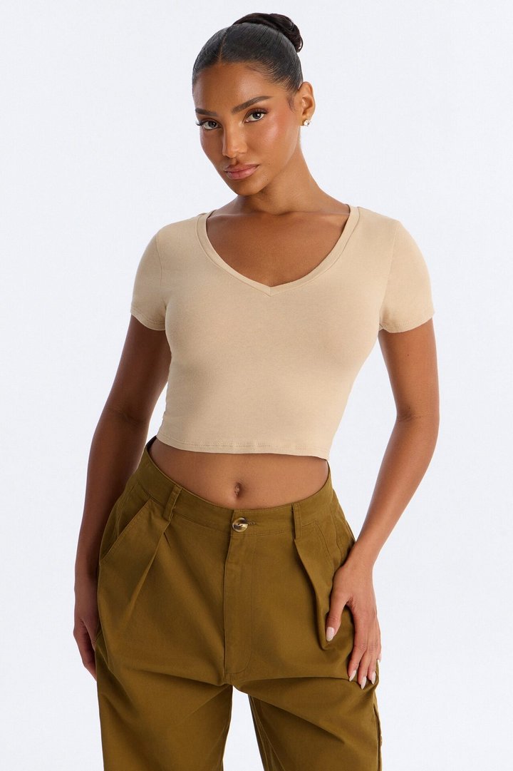 Kaitlyn V Neck Crop Top - Sand