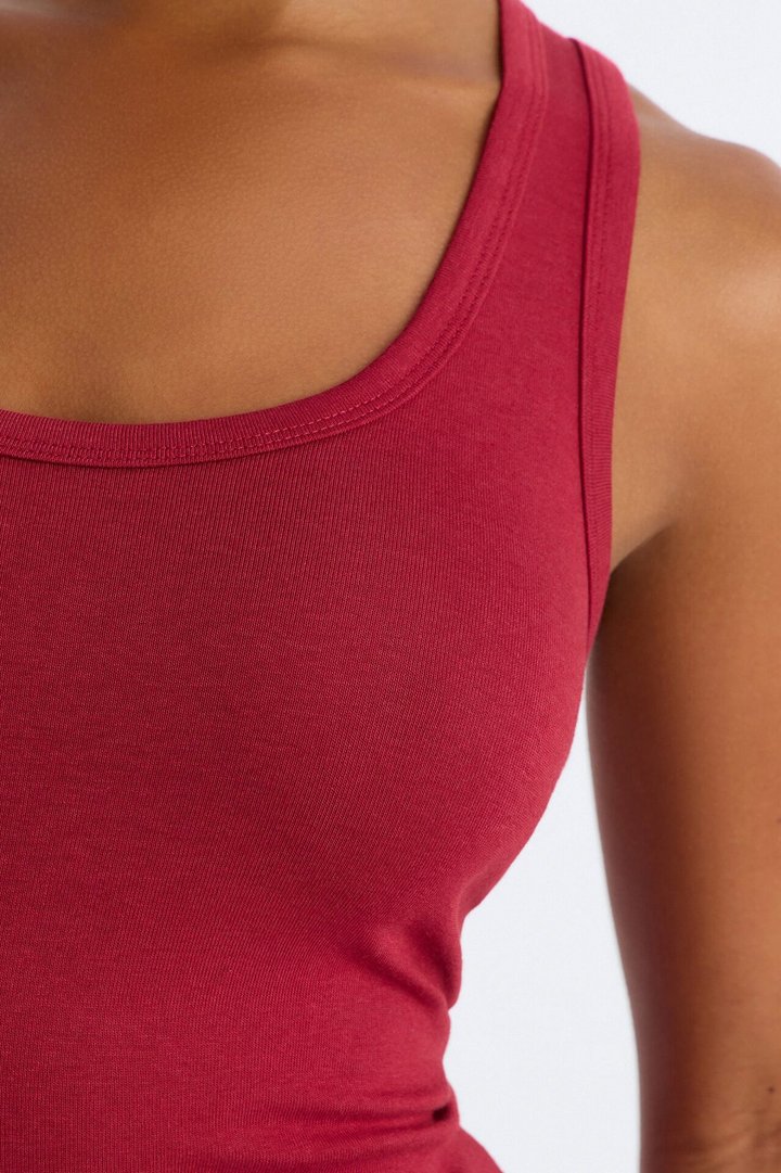 Everyday Cotton Blend Scoop Neck Tank Top - DarkRed