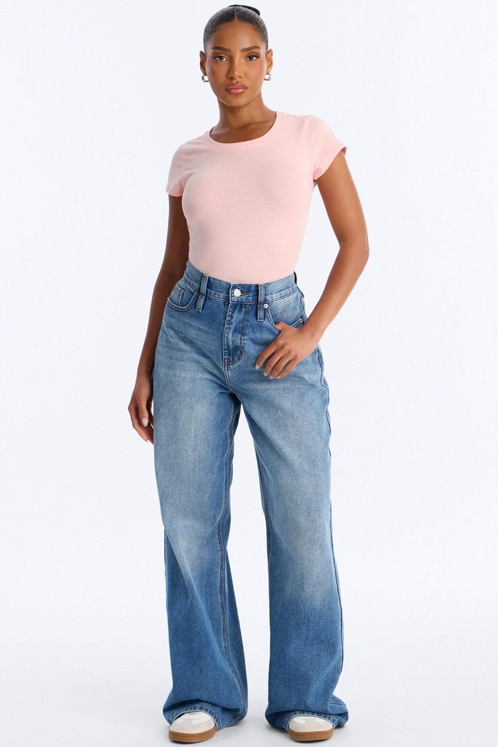 Sabrina Crew Neck Tee - Light Pink