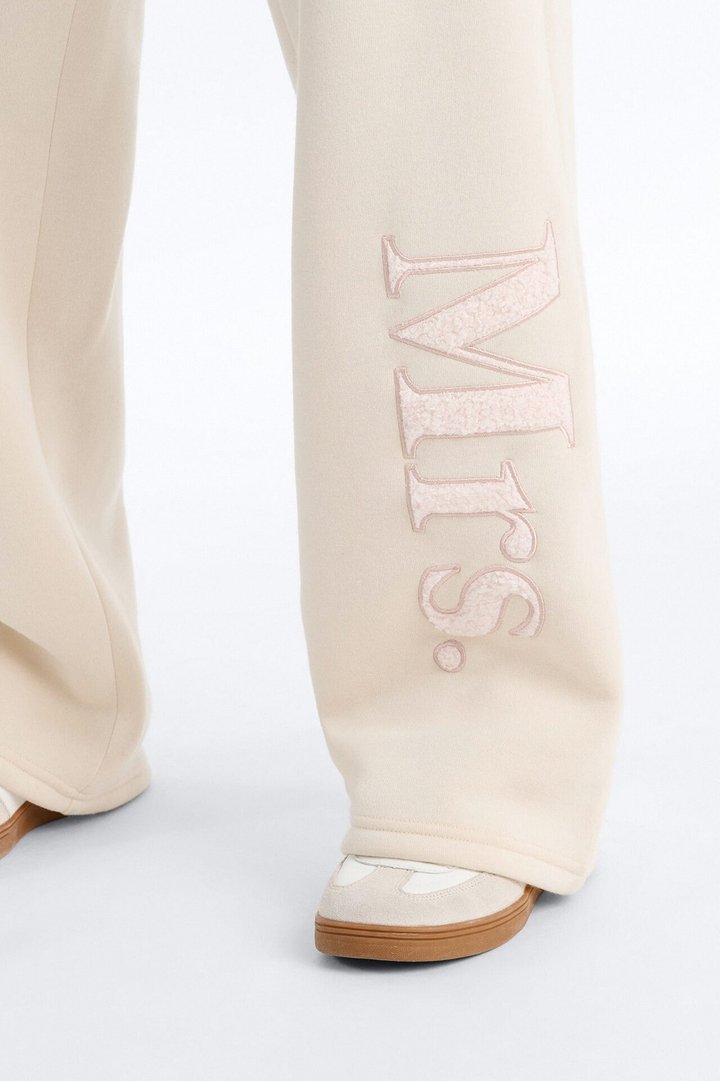Soon To Be Mrs Fleece Pant Set - Cream