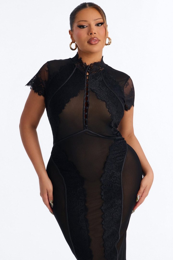 Madalyn Lace Midi Dress - Black