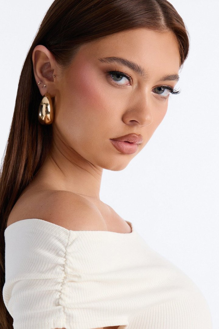 Ariella Off Shoulder Snatched Capri Set - Off White