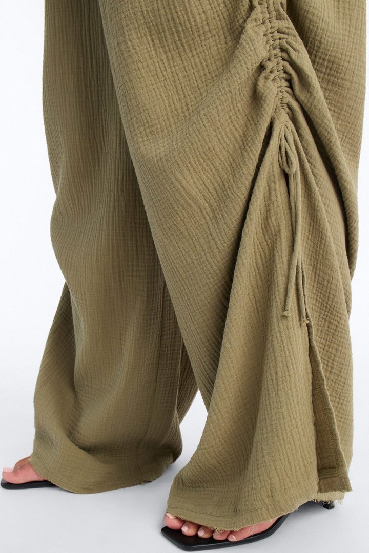 Hayden Backless Gauze Pant Set - Olive