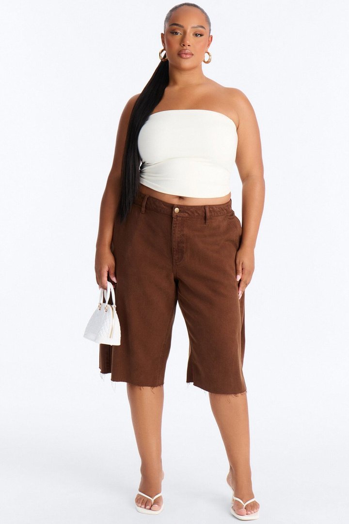 Caroline Twill Side Pleat Low Rise Bermuda Short - Brown