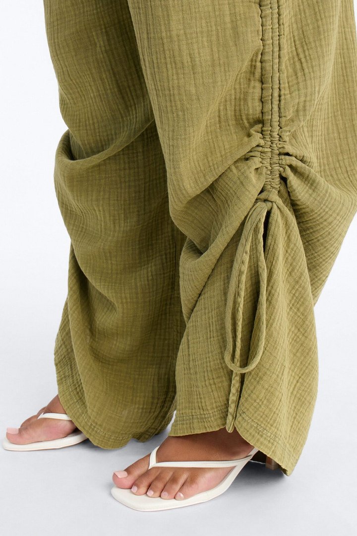 Kayla Mid Rise Washed Gauze Wide Leg Pant - Olive