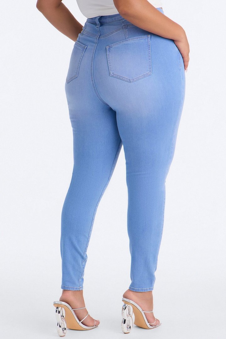 Tall Show Off The Curves Super Stretch Booty Lifter Skinny Jeans - Medium Blue Wash