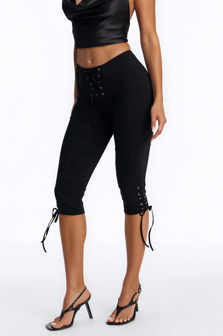 Inara Mid Rise Skinny Capri Pant - Black