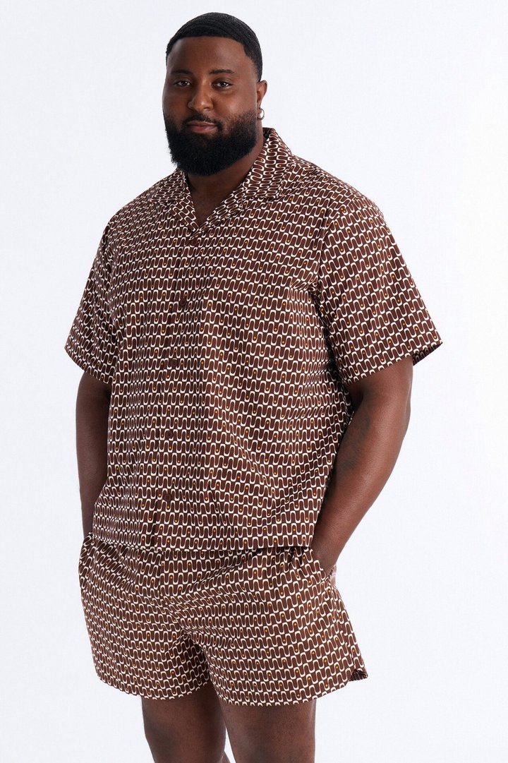 Relaxed Disco Plunge Geometric Cuban Collar Button Up Shirt - White/combo
