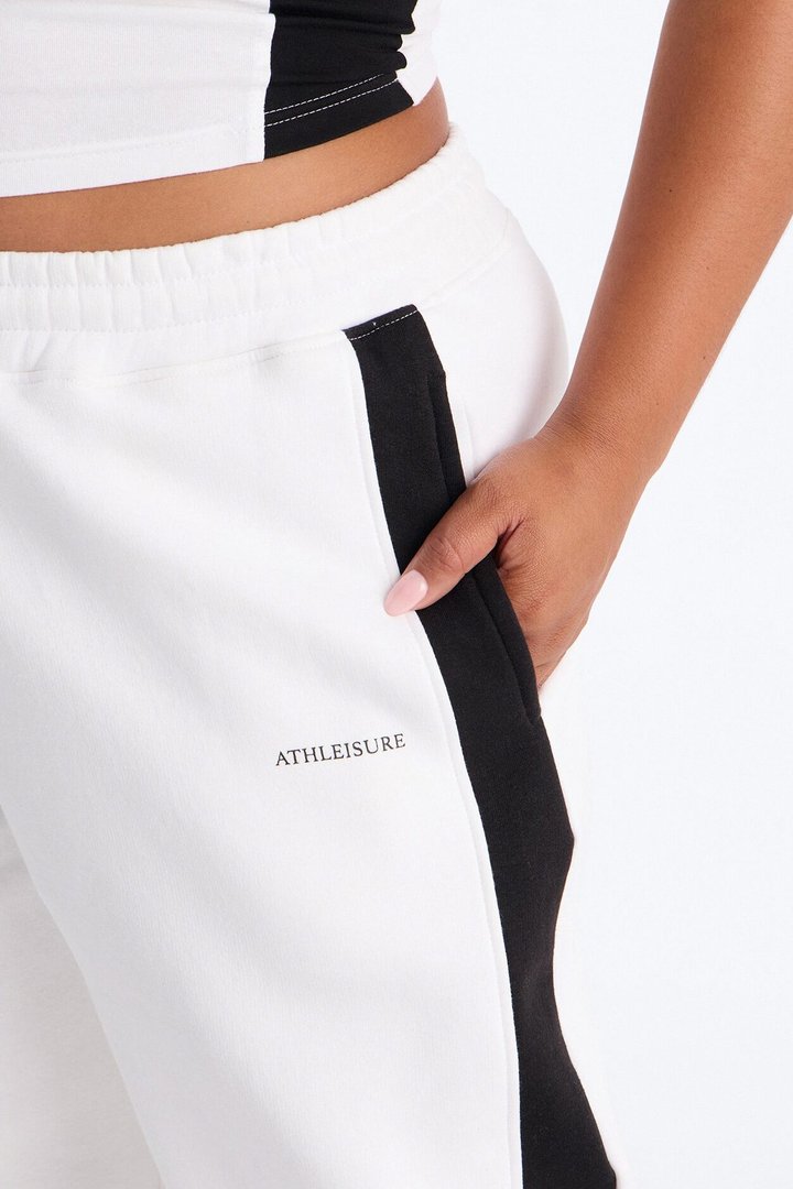 Athleisure Day Fleece Barrel Leg Pant Set - White/Black