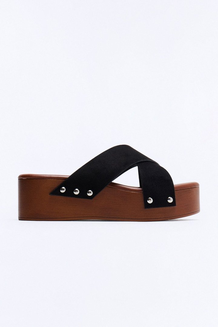 Breezy Platform Sandals - Black