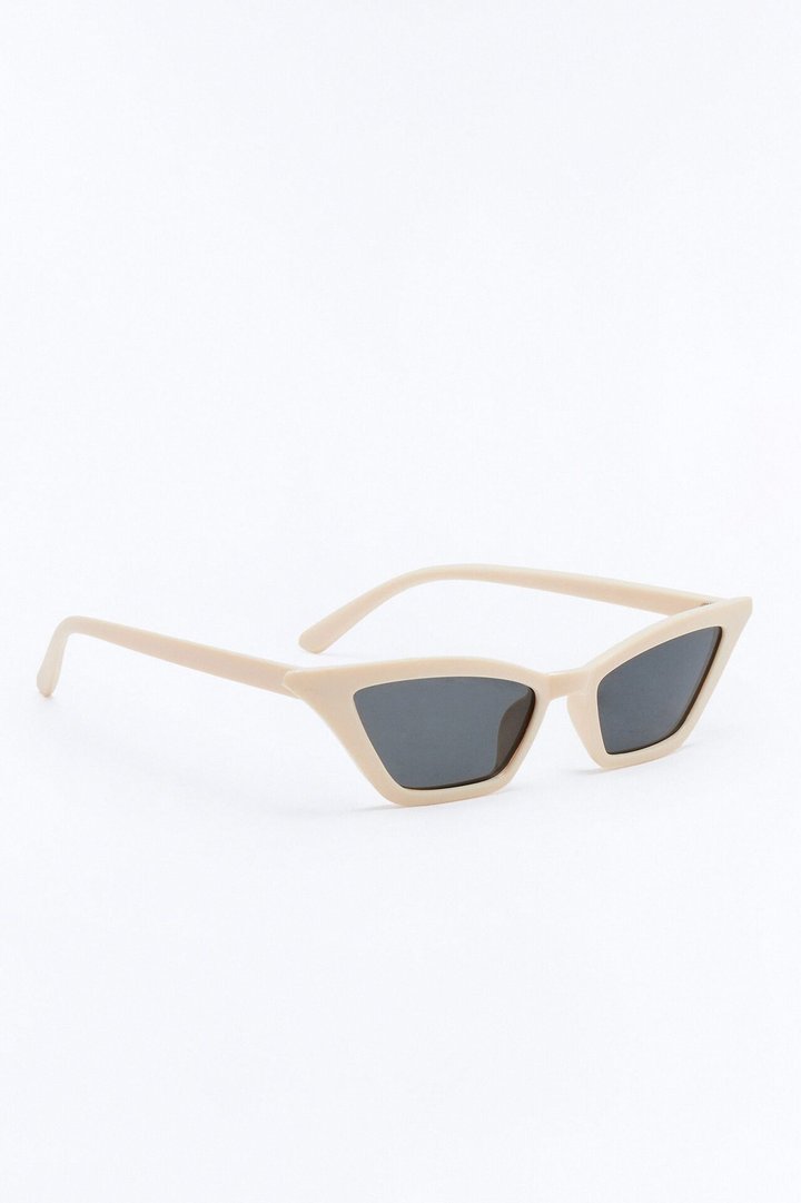 Outsmarting You Sunglasses - Ivory