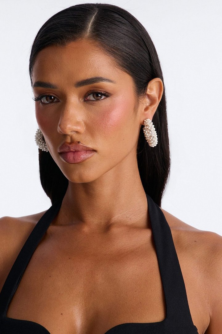 Perfectly Chic Hoop Earrings - White/Silver