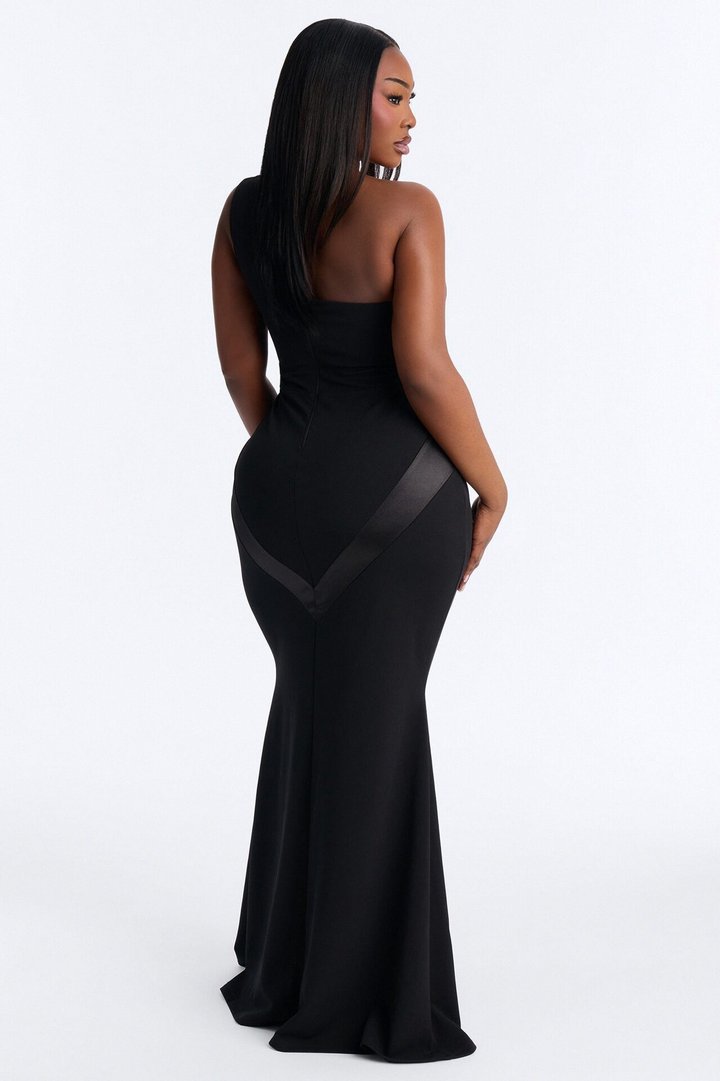 Immediate Yes One Shoulder Gown - Black