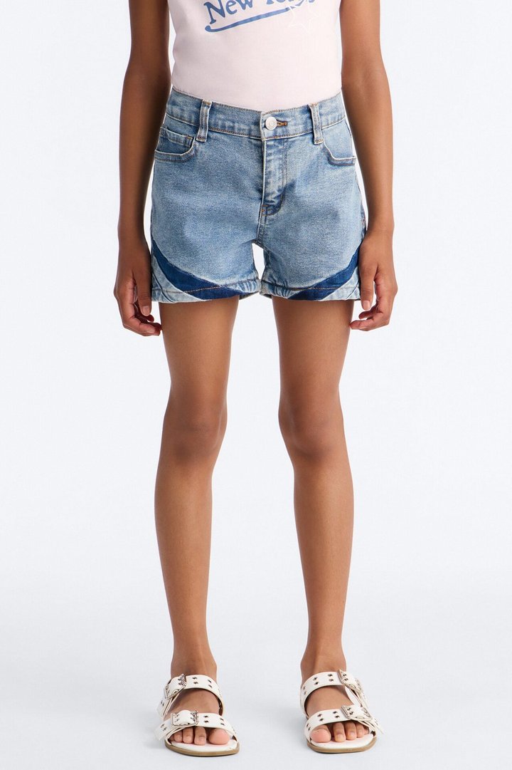 Mini In The Right Direction Denim Shorts - Light Wash