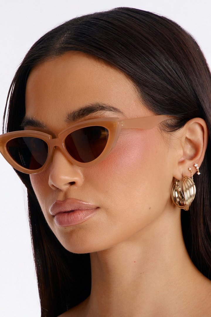 Easy There Sunglasses - Nude