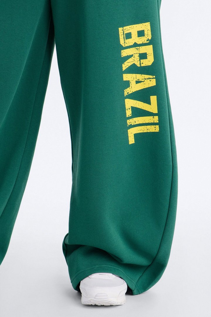 Go Brazil Fleece Barrel Pant Set - Green/combo