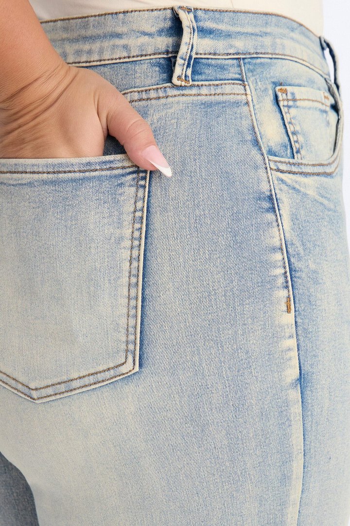 Chasing A Vibe Stretch Skinny Jeans - Vintage Wash