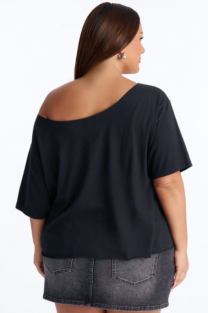 Youngboy Off Shoulder Chain Tee - Black