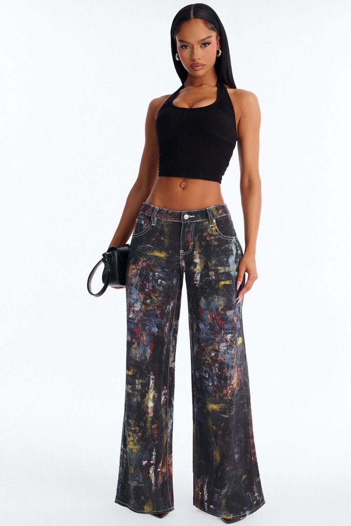 Hailey Everyday Ruched Bust Halter Top - Black