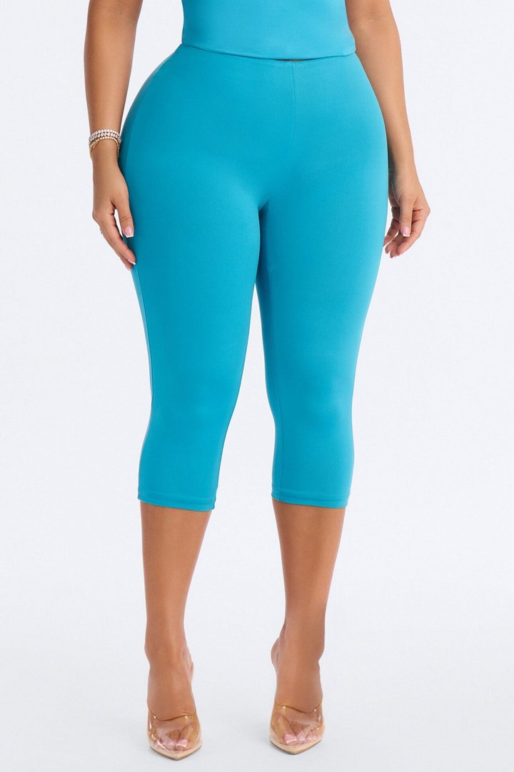 Contour Double Lined Capri Pant - Blue