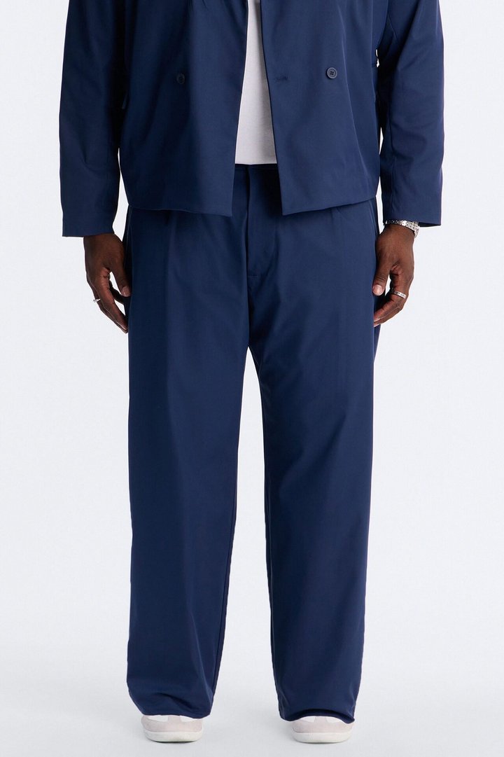 Relaxed Straight Heirloom Pleated Trouser - Navy