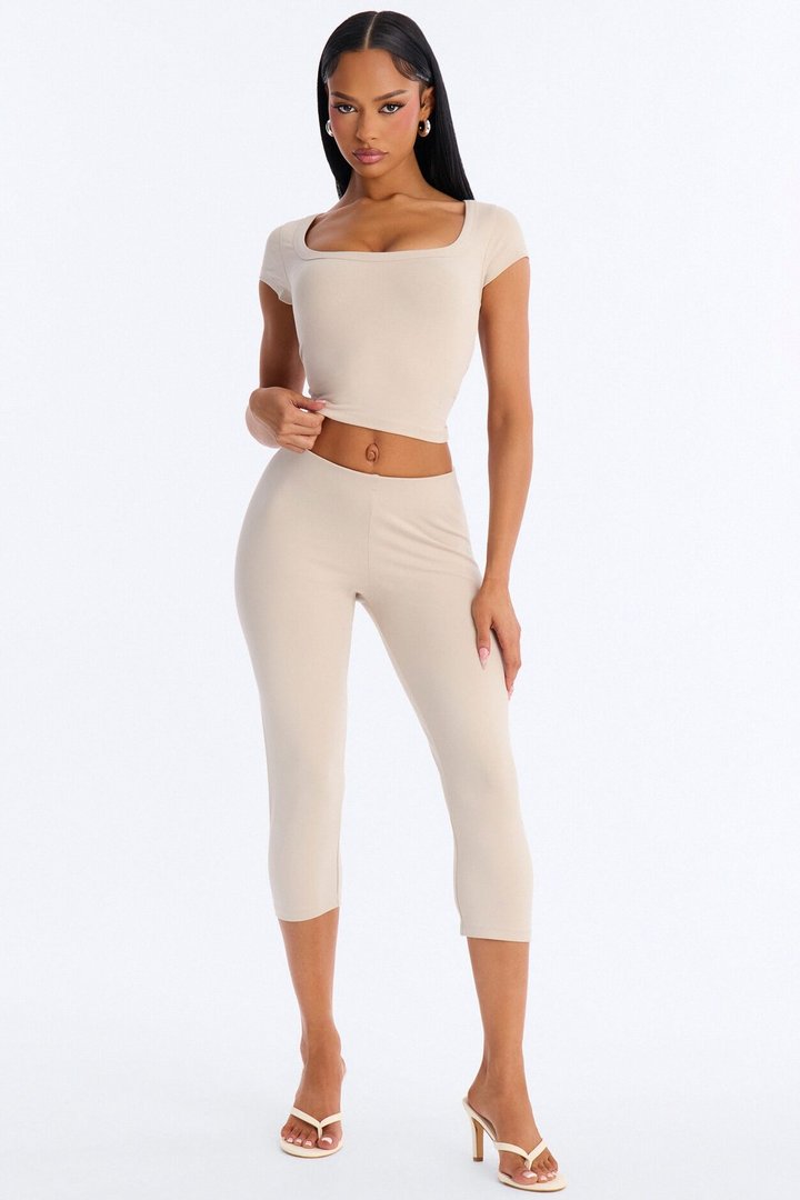 Quinn Low Rise Capri Legging - Stone
