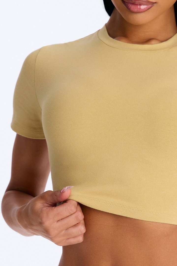 Quinn Short Sleeve Super Cropped Tee - Honey