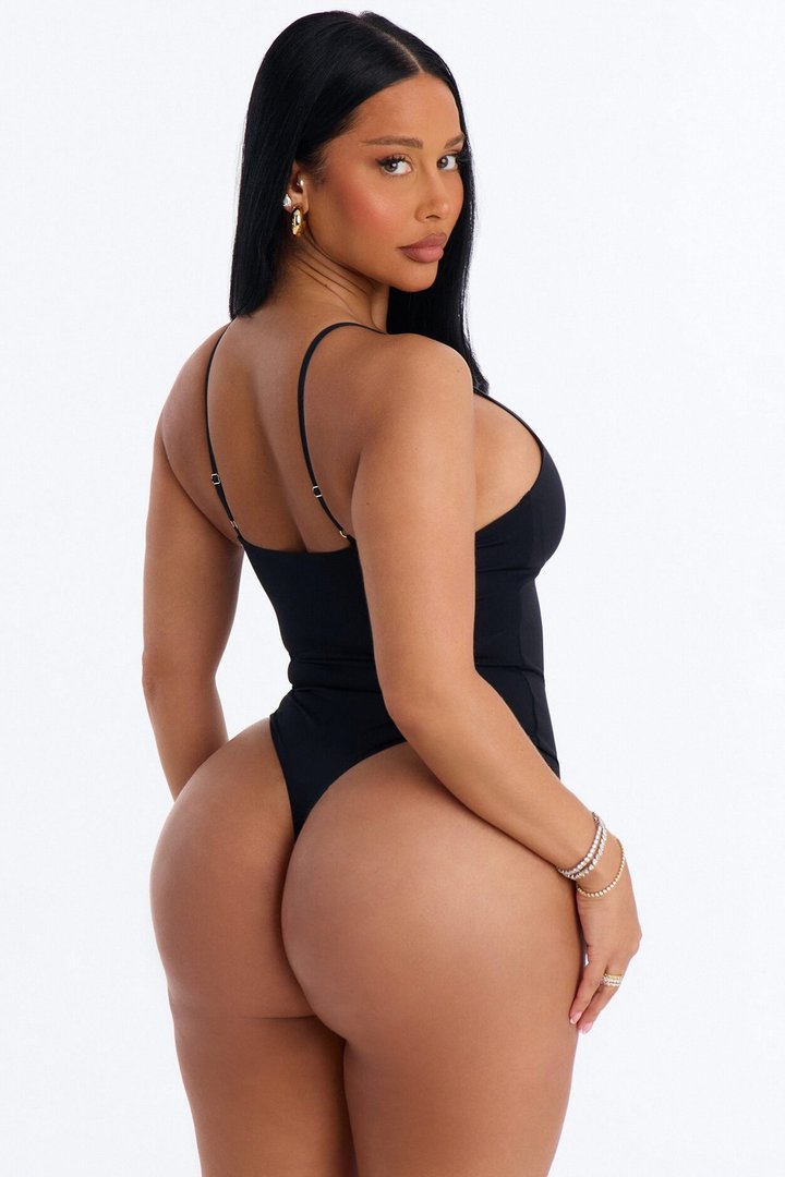 Dani Scoop Neck Seamless Bodysuit - Black