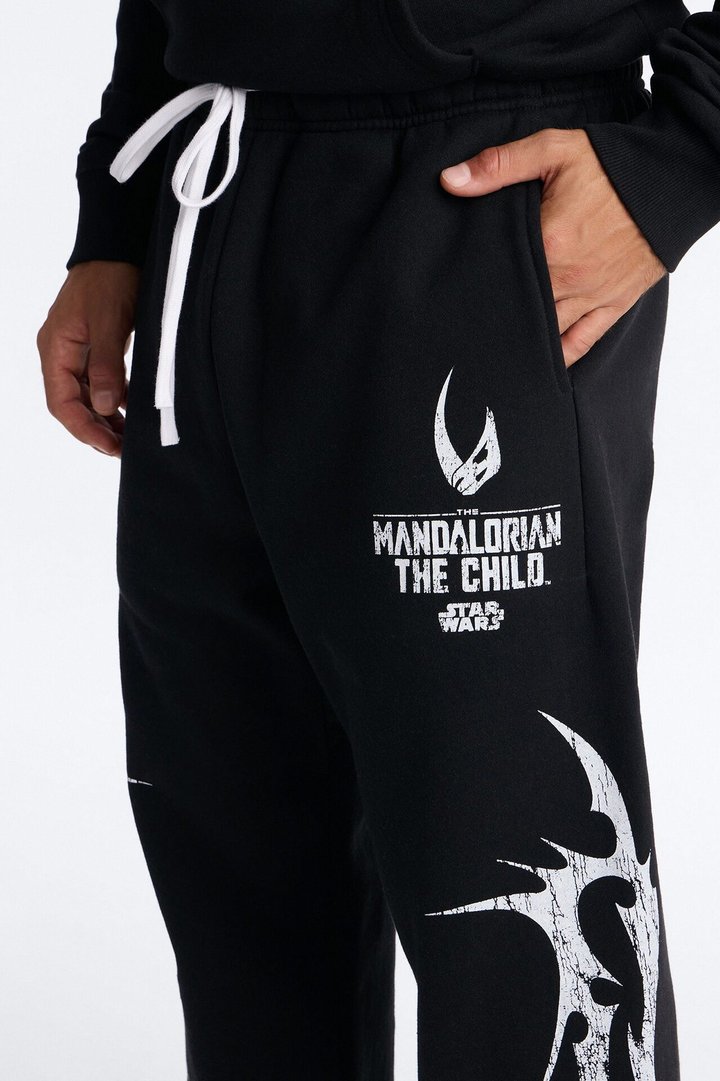 Star Wars Mandalorian The Child Sweatpant - Black