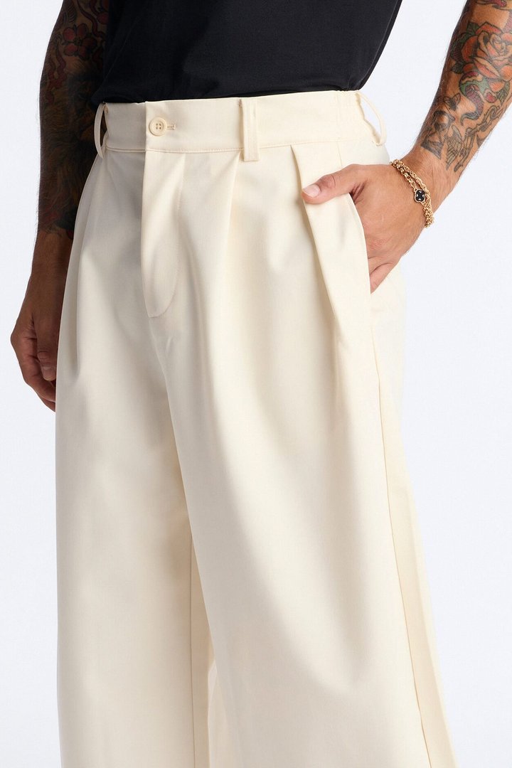Barrel Bold Flow Trousers - Cream