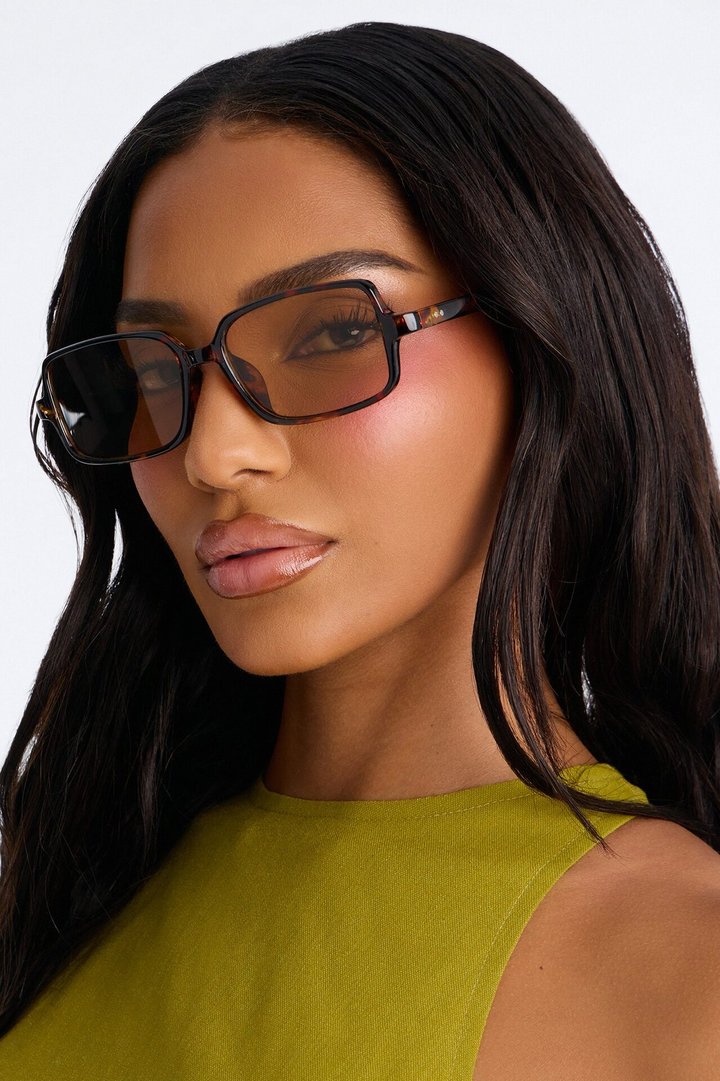 Spicy Girl Sunglasses - Tortoise