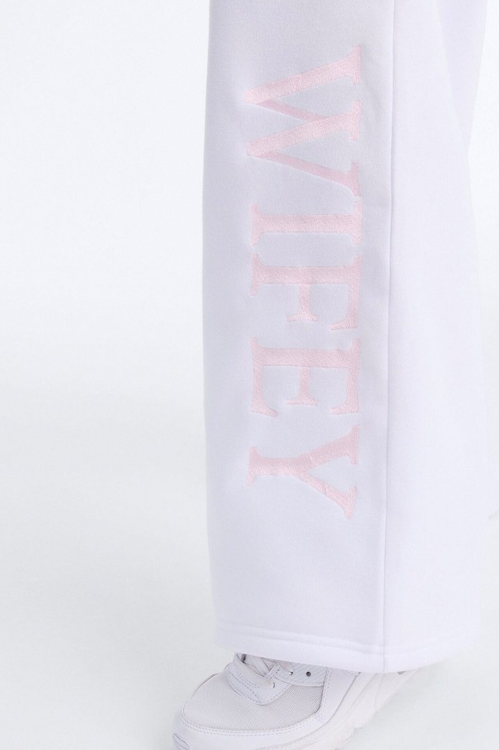 Wifey Era Fleece Pant Set - White/Pink