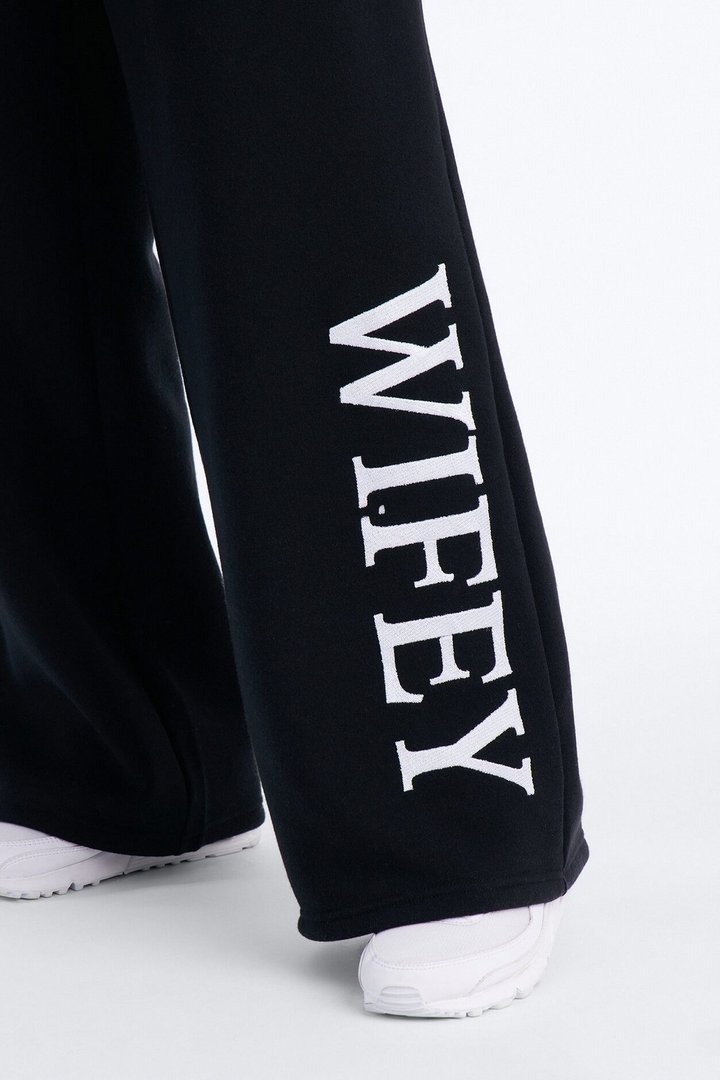 Wifey Era Fleece Pant Set - Black/White
