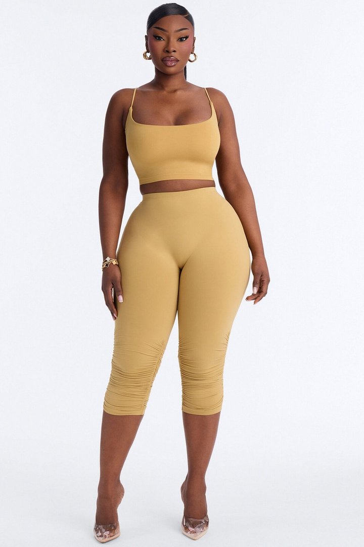 Second Skin Double Lined Ruched Low Rise Capri Legging - Honey