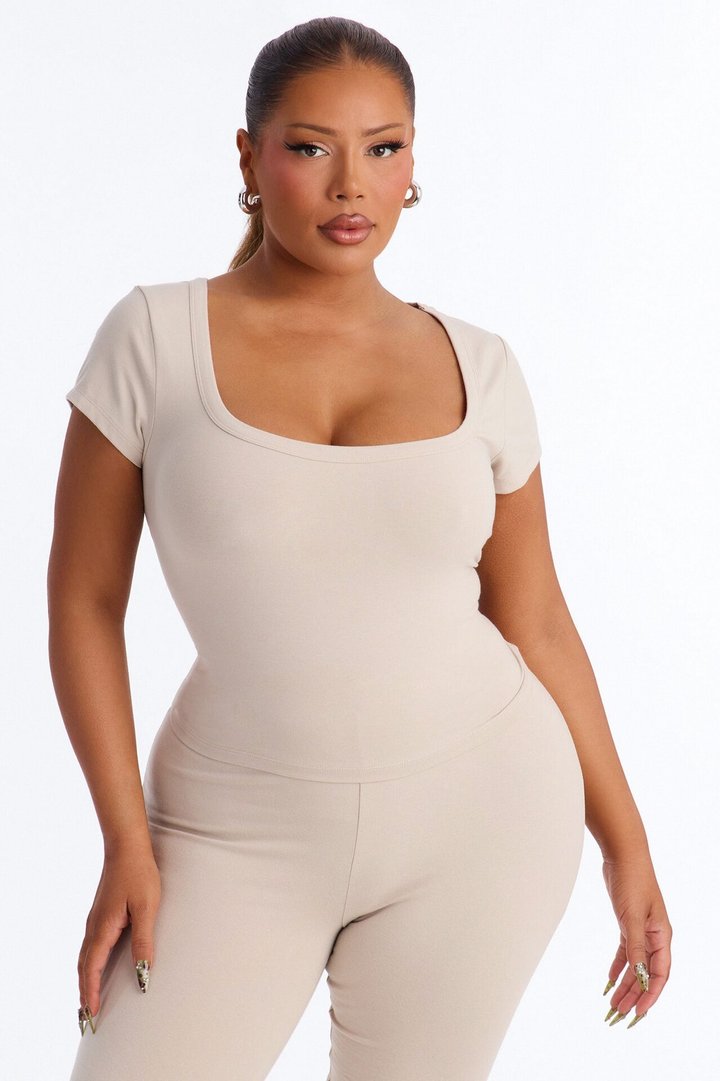 Quinn Low Neck Cap Sleeve Top - Stone