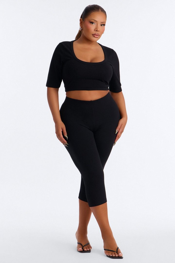 Quinn 3/4 Sleeve Scoop Neck Top - Black
