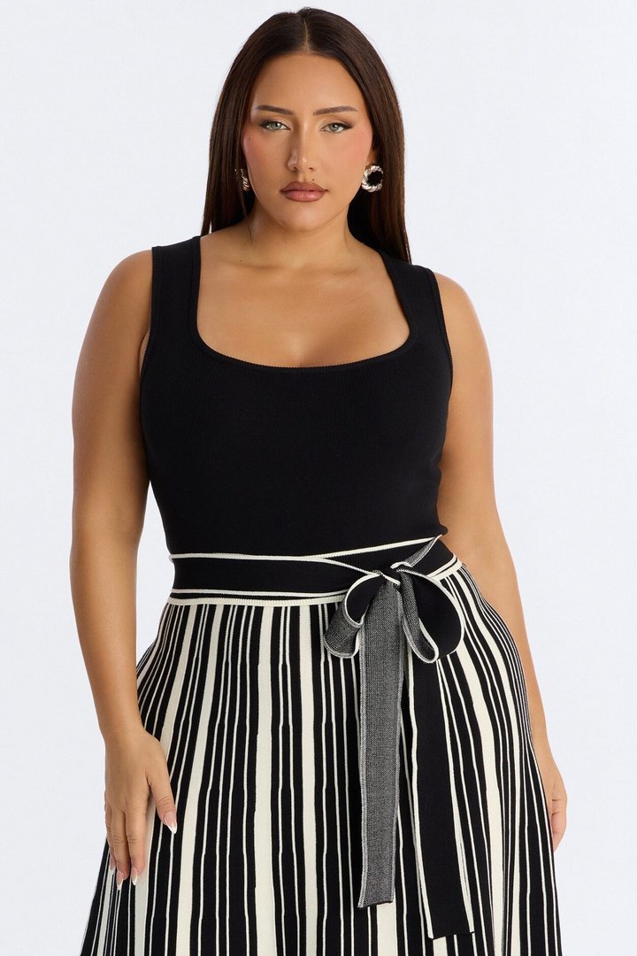 Danica A Line Knit Maxi Dress - Black/White