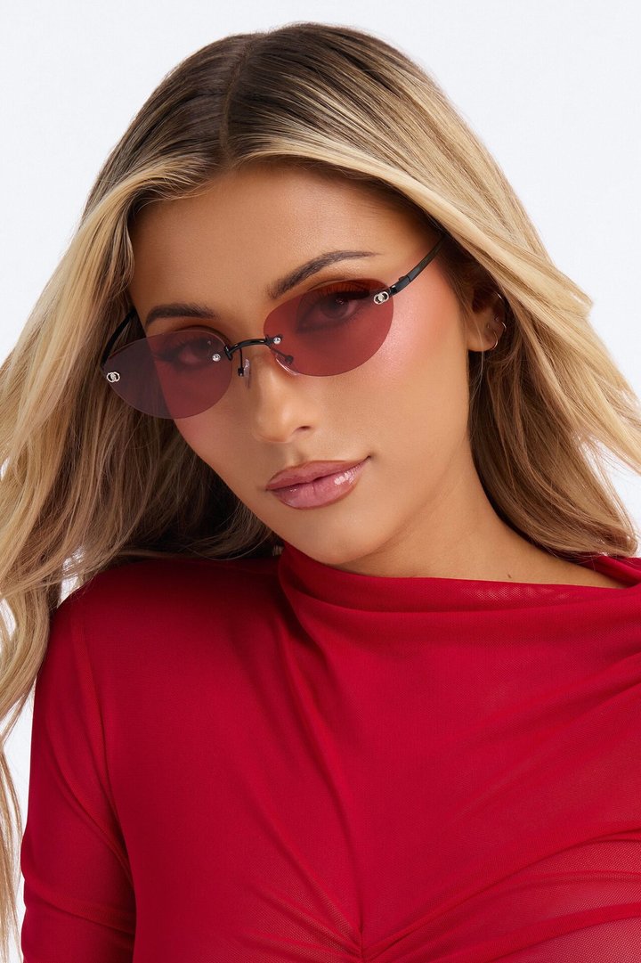 Kiss Kiss Sunglasses - Black/Pink