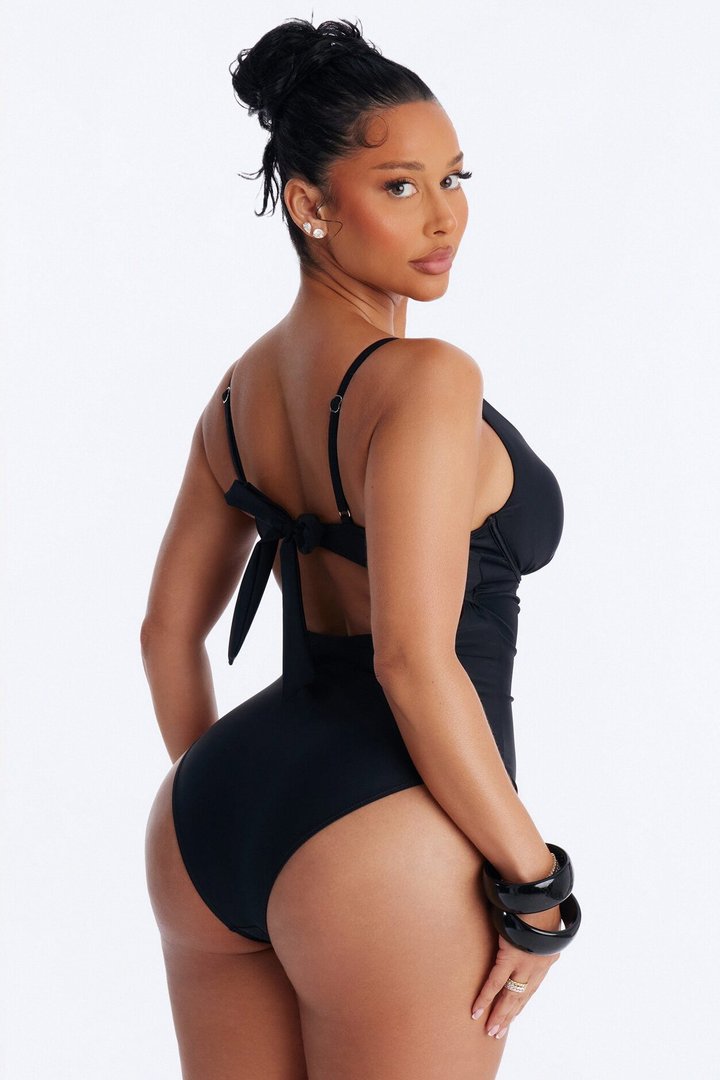 Happiest Hour 1 Piece Ruched Underwire Swimsuit - Black