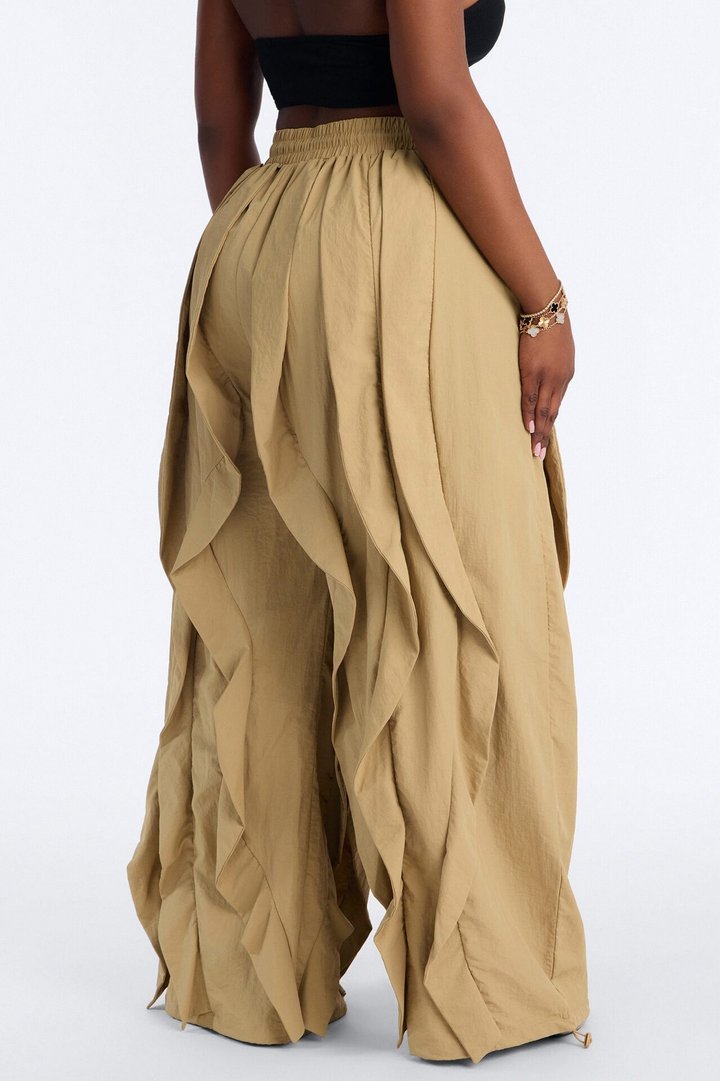 Jade Ruffled Jogger Pant - Khaki